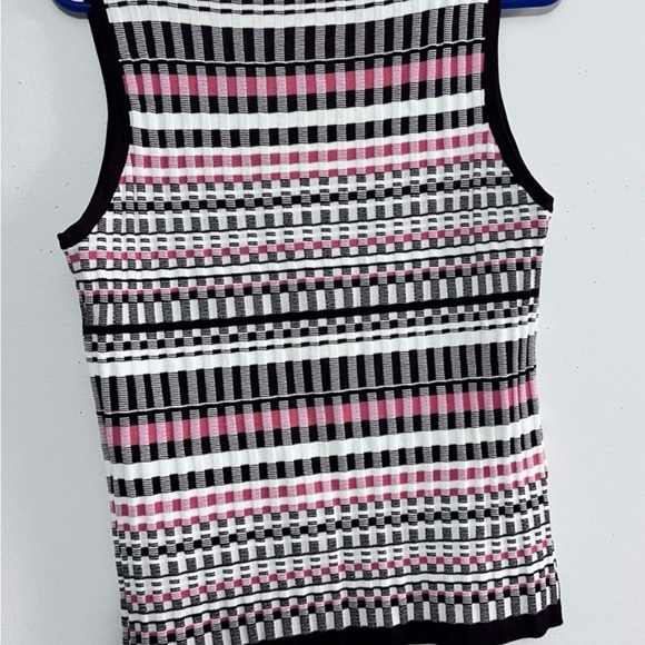 New York & Company Striped Button-Front Tank Top - Picture 5 of 6